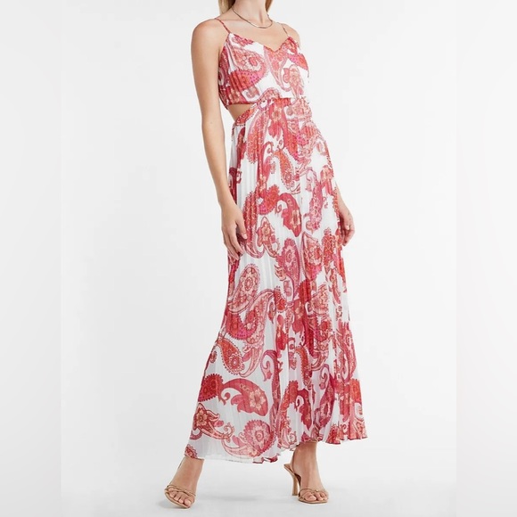 Express Dresses & Skirts - Express Paisley Pleated Side Cutout Maxi Dress
